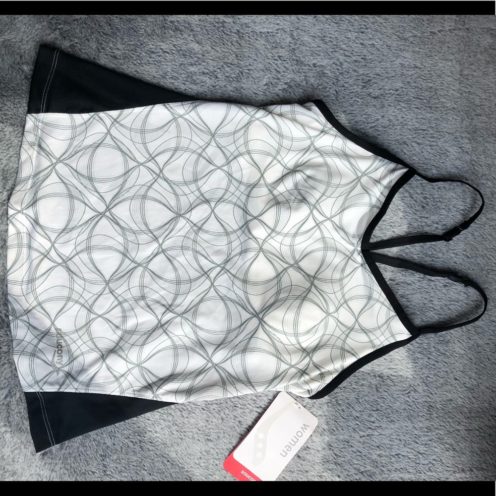 Saucony tank top